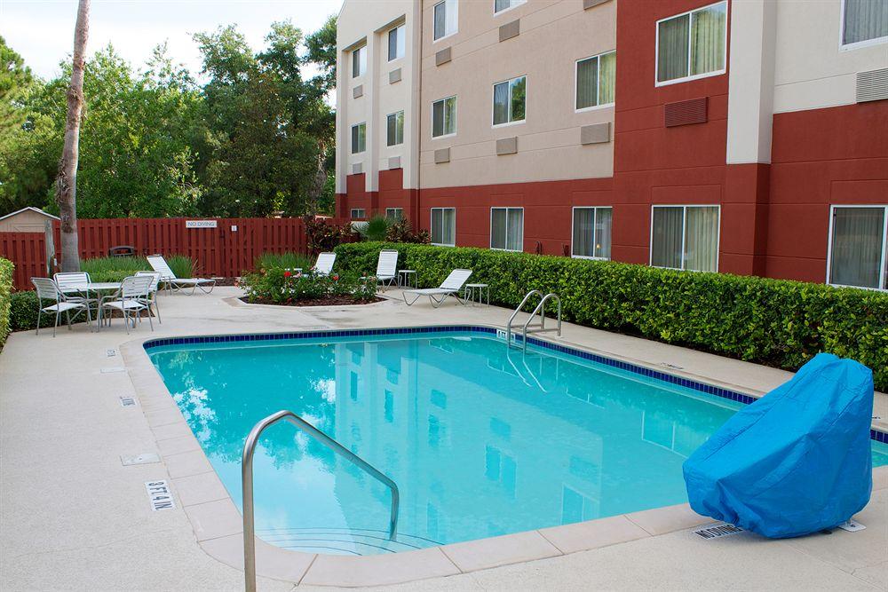 Fairfield Inn And Suites St Petersburg Clearwater Pinellas Park Bagian luar foto