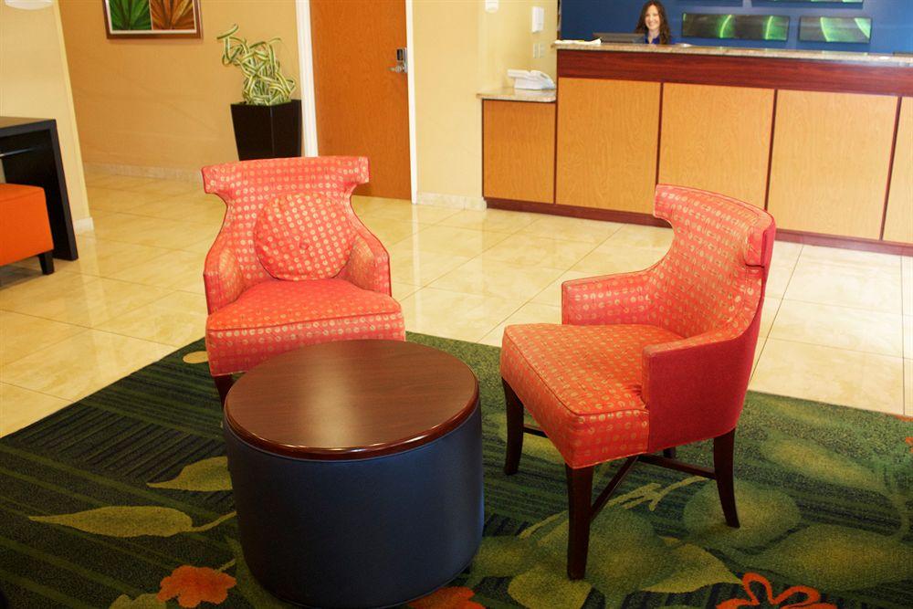 Fairfield Inn And Suites St Petersburg Clearwater Pinellas Park Bagian luar foto