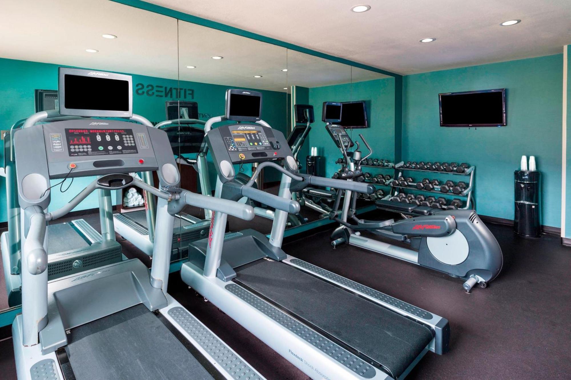Fairfield Inn And Suites St Petersburg Clearwater Pinellas Park Bagian luar foto