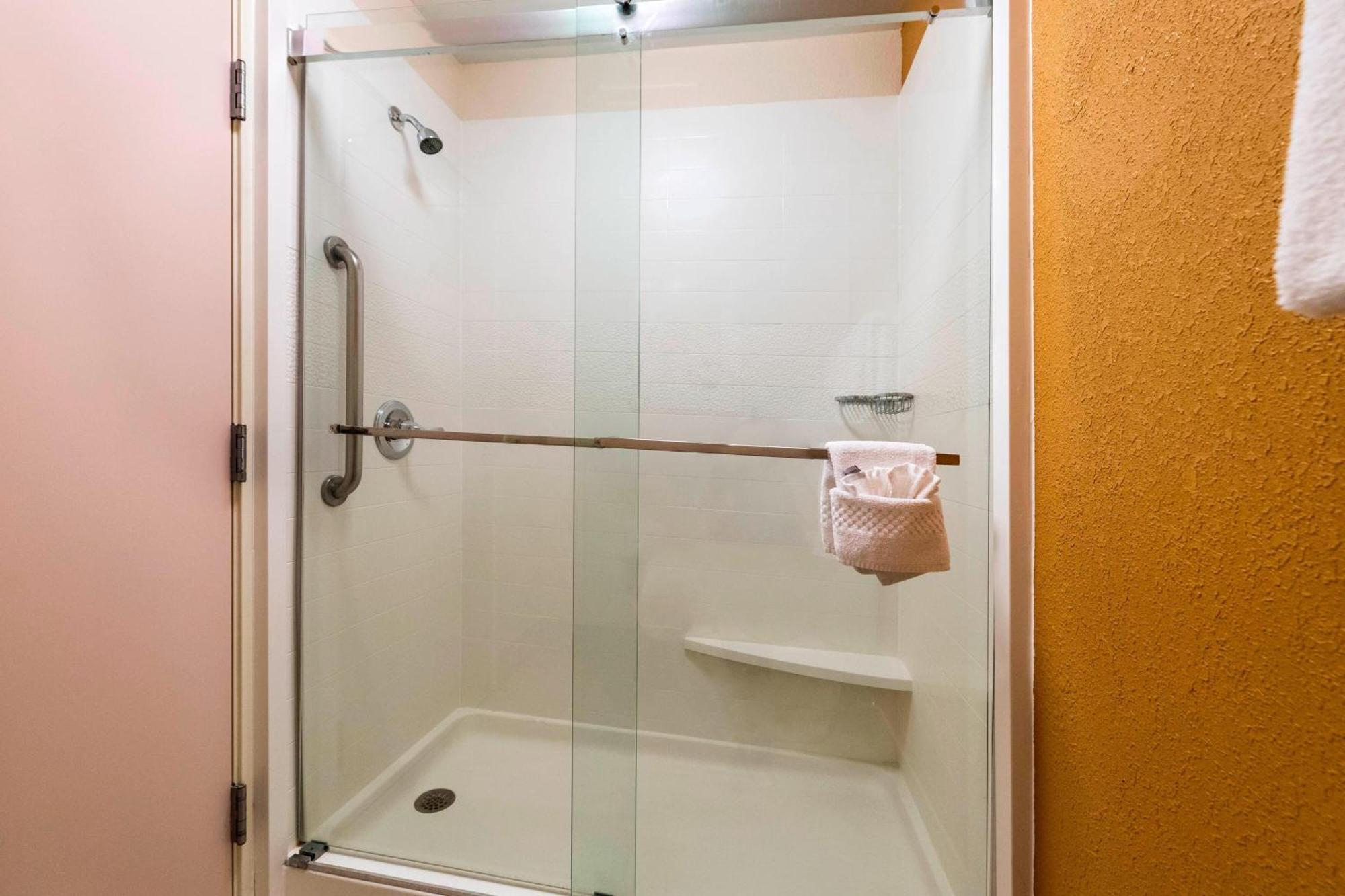 Fairfield Inn And Suites St Petersburg Clearwater Pinellas Park Bagian luar foto