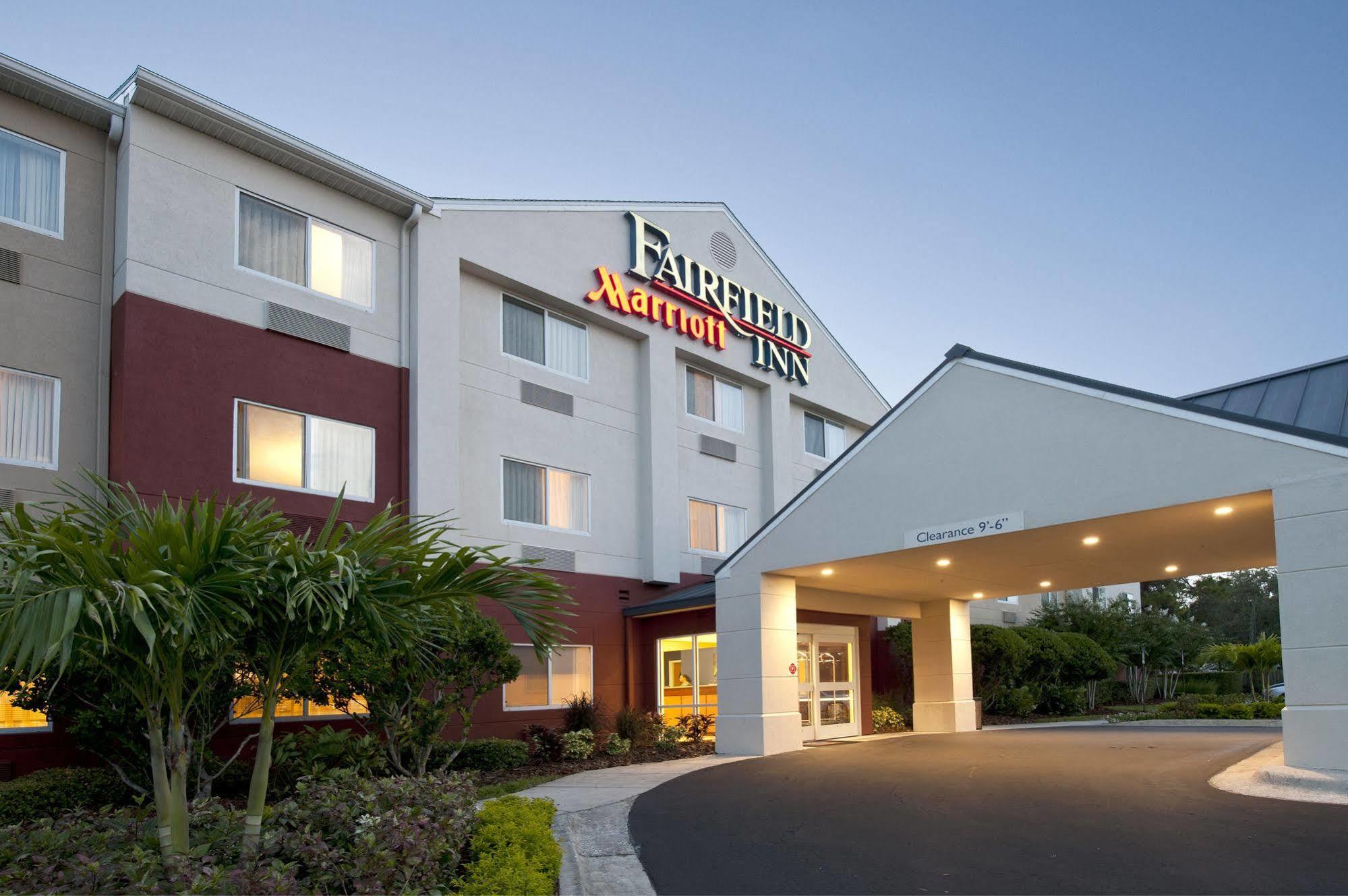 Fairfield Inn And Suites St Petersburg Clearwater Pinellas Park Bagian luar foto